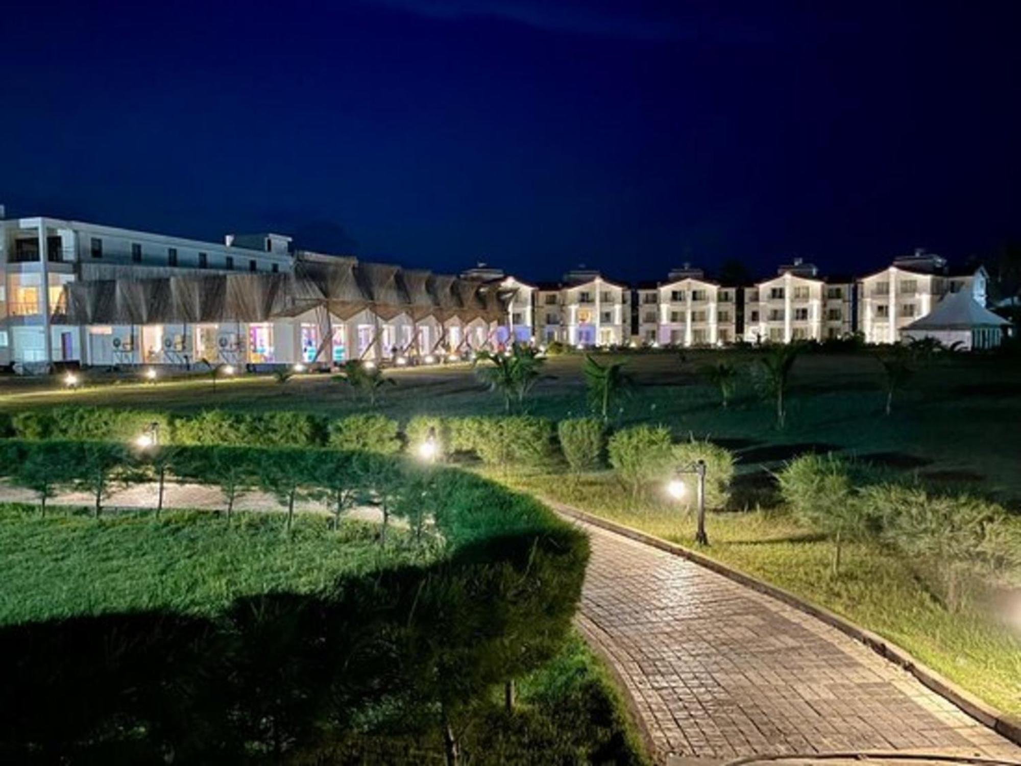 Luxury Amar Tree Resort Mandarmani Exterior foto